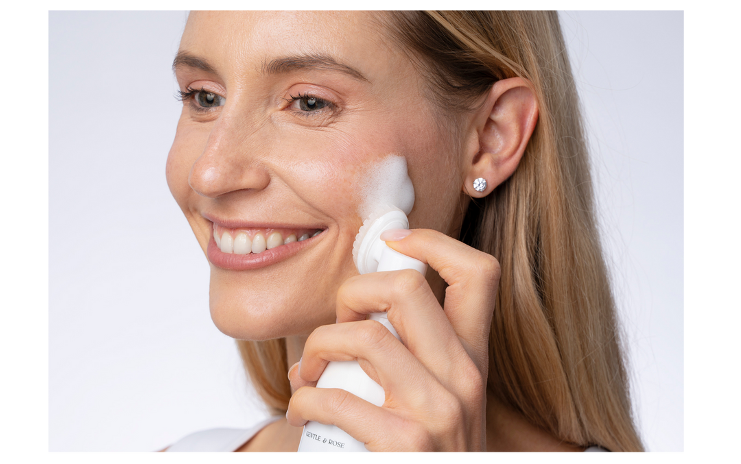 Rated 4.9/5 Stars: Here’s Why Our Customers Swear by the Hydrating Cleanser
