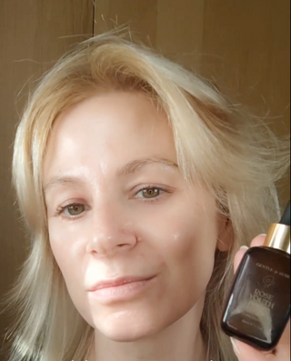 Unisciti alla nostra famiglia di oltre 100.000 donne felici