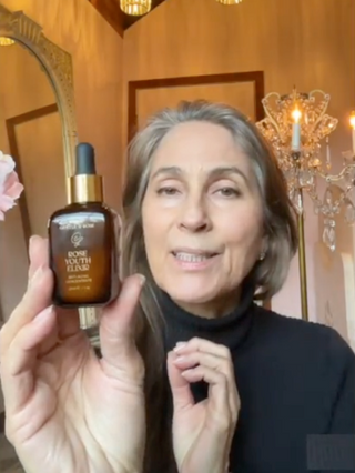 Unisciti alla nostra famiglia di oltre 100.000 donne felici