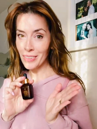 Unisciti alla nostra famiglia di oltre 100.000 donne felici